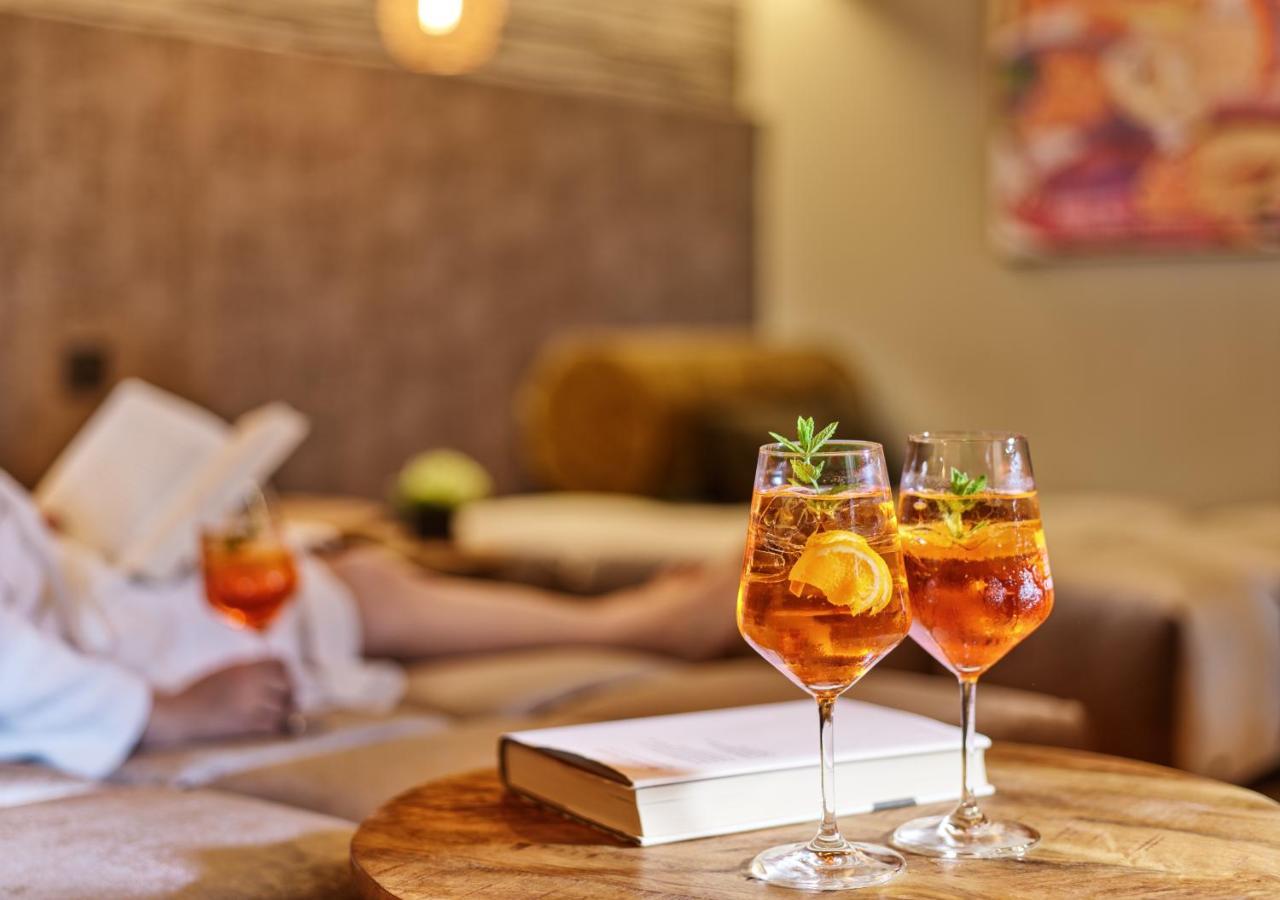 Hotel Erasmus - Mein Genuss- Und Wellnesshotel Trassem Ngoại thất bức ảnh