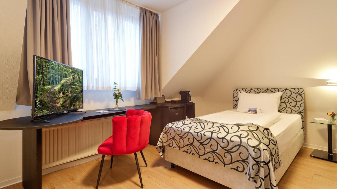 Hotel Erasmus - Mein Genuss- Und Wellnesshotel Trassem Ngoại thất bức ảnh