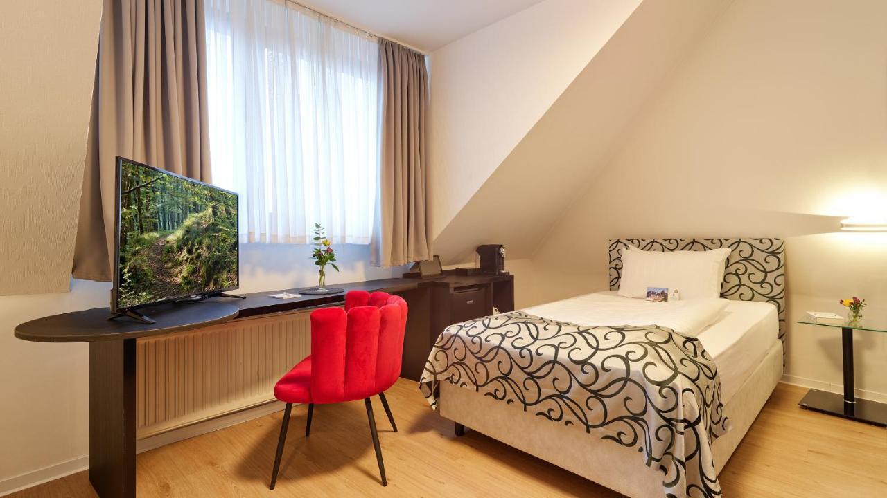 Hotel Erasmus - Mein Genuss- Und Wellnesshotel Trassem Ngoại thất bức ảnh