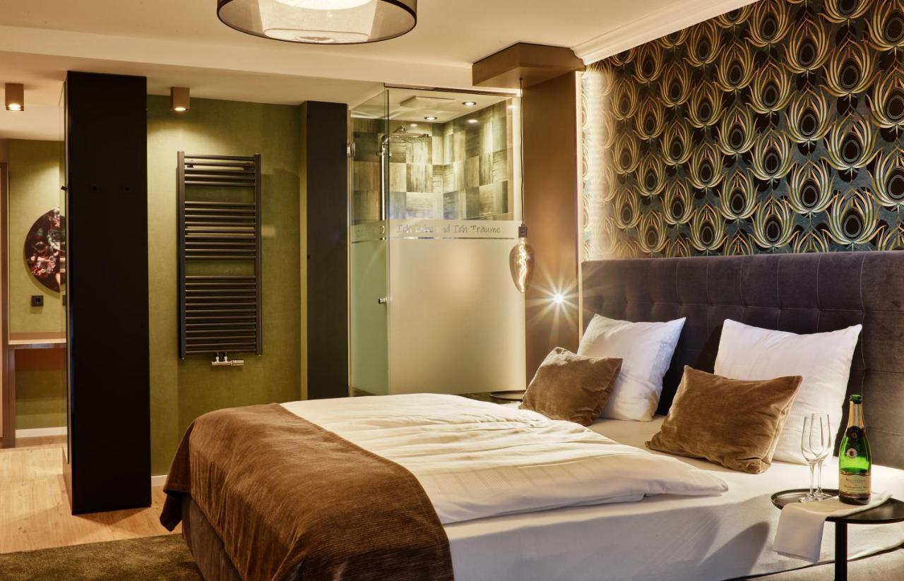 Hotel Erasmus - Mein Genuss- Und Wellnesshotel Trassem Ngoại thất bức ảnh